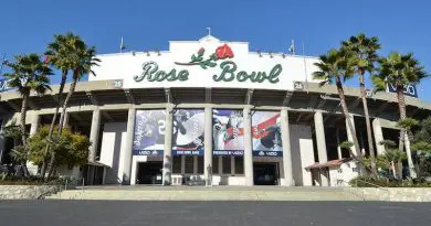 rose bowl stadium front