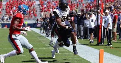 cal-ole miss football_Al-Sermeno-KLC-Fotos_courtesy-1