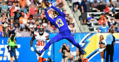 Cleveland Browns v Los Angeles Chargers
