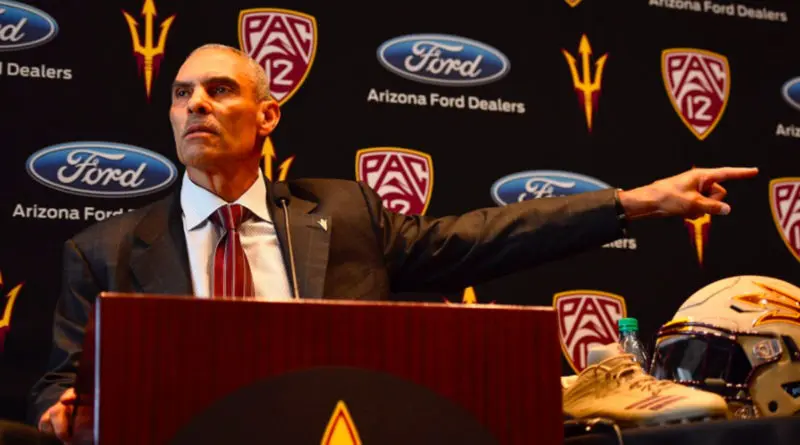 herm edwards pointing