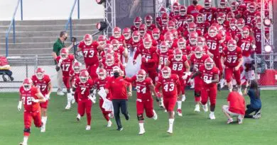 bulldogs enter home stadium