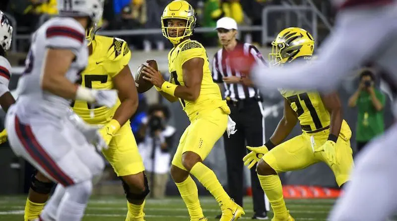 Ty Thompson UO vs stony brook