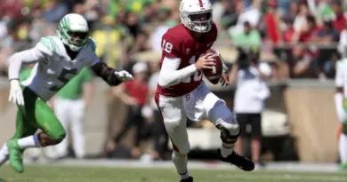 Oregon_Stanford_Football_97210.jpg-6d00b-1226×0-c-default