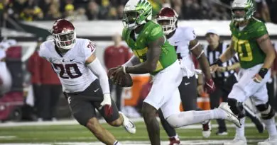 Washington_State_Oregon_Football_85808.jpg-9fa4e