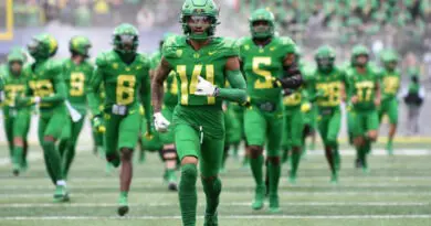 oregon football out of tunnel 2021