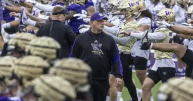 Washington_Spring_Football_93419.jpg-99362-1226×0-c-default