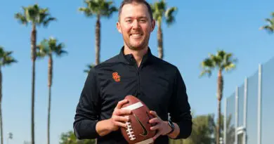 usc_trojans_football_coach_lincoln_riley_square