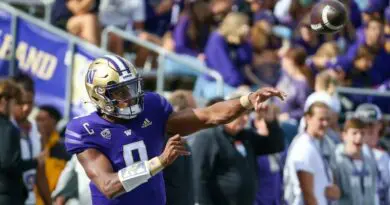 michael-penix-jr-washington-huskies-qb-college-football-simply-seattle-t-shirts