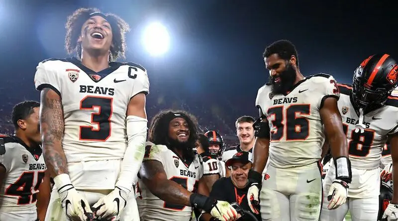 osu celebrates 2021 win at usc