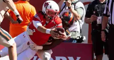 Cam-Rising-vs.-Oregon-State-2