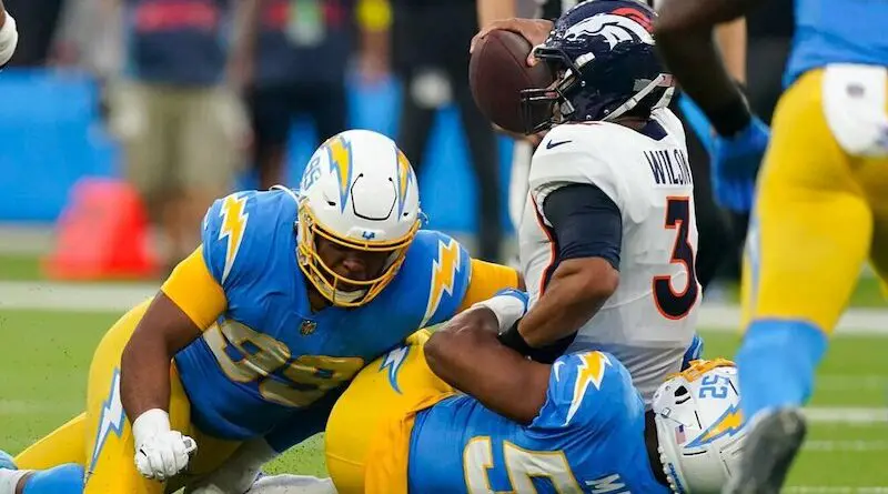 chargers vs broncos russell sack