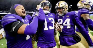 washington celebrating vs osu 2022