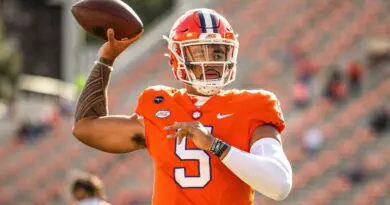 QB DJ Uiagalelei clemson