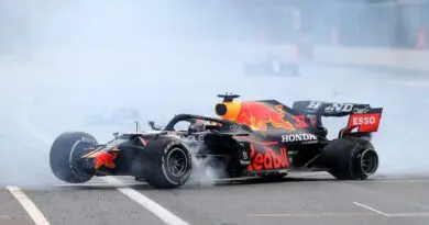 max-verstappen-of-the-netherlands-driving-the-red-bull-news-photo-clive rose getty images