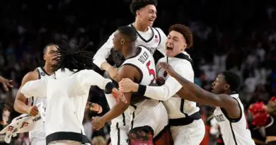 sdsu celebrating after beating fau