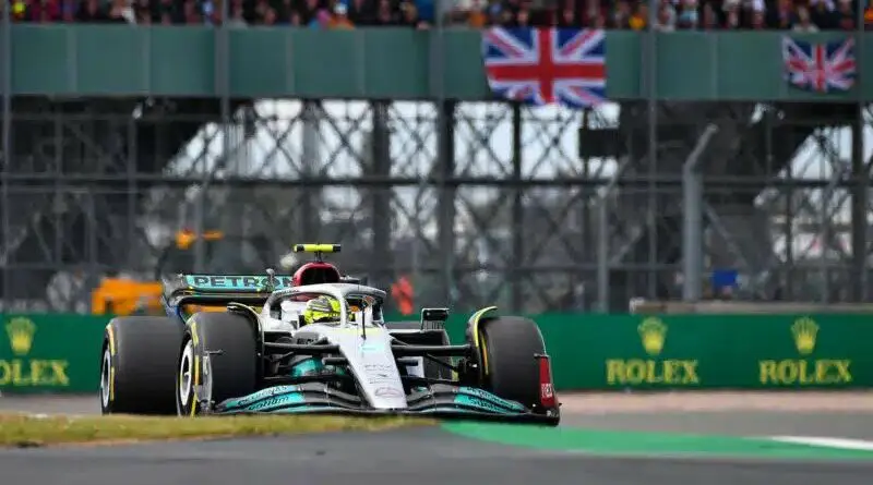 Hamilton-at-Silverstone-2022-800×450.jpg