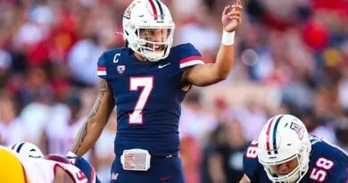 Arizona_vs._USC_Mike_Christy_UA_Athletics
