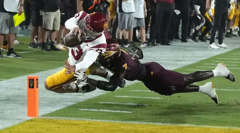 USC vs Arizona