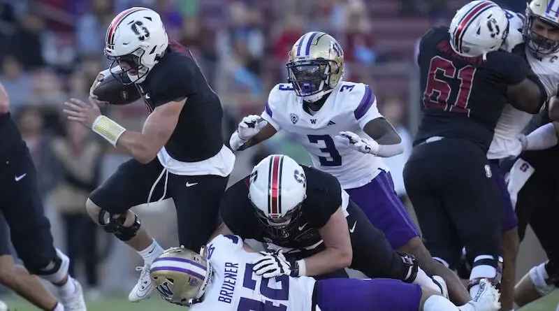 stanford-vs-uw-football-2023-Jeff-Chiu-AP