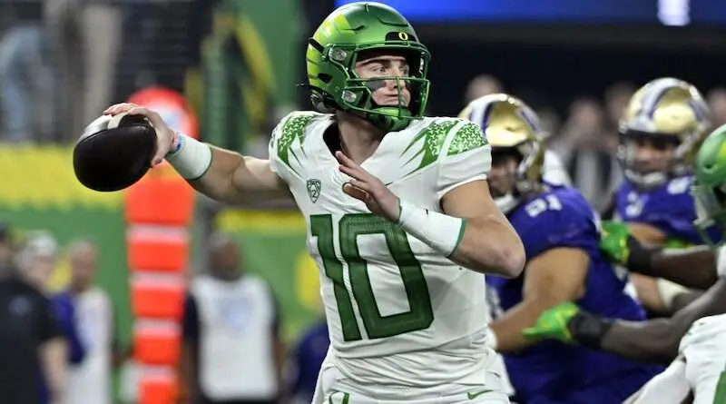 Bo Nix Oregon Feature