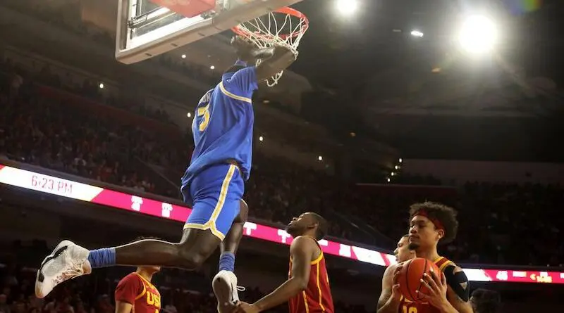 Adem Bona vs USC