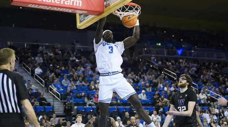 Adem Bona scored 22 pts in the Jan. matchup with Washington as the Bruins look to stay in the hunt for a bye in the Pac-12 Tournament | Neha Krishnakumar/Daily Bruin