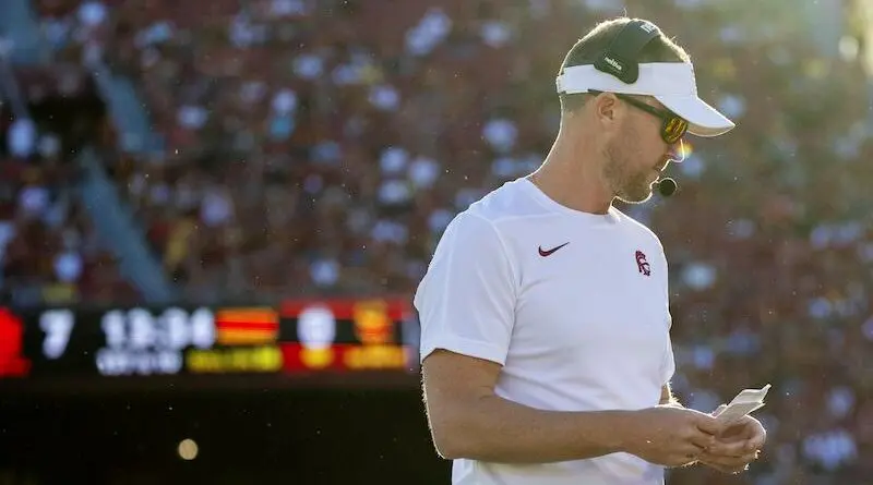USC head coach Lincoln Riley