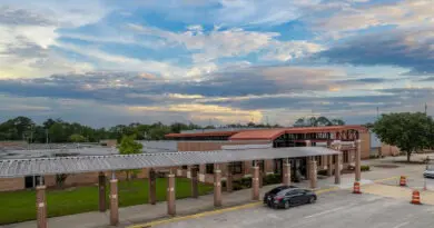 william-m-raines-high-school-jacksonville-fl-primaryphoto