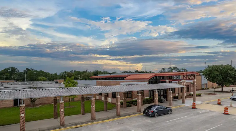 william-m-raines-high-school-jacksonville-fl-primaryphoto