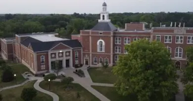 IOwa City HS