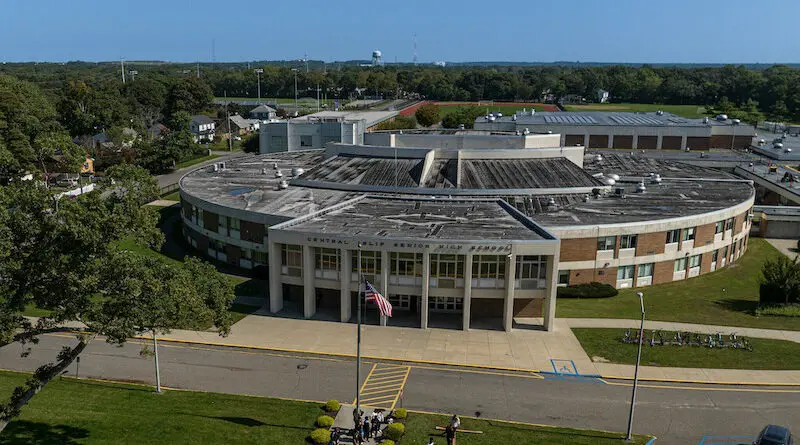 Central Islip HS
