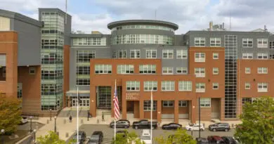 Everett HS