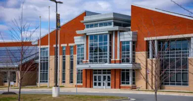 Highland Springs HS