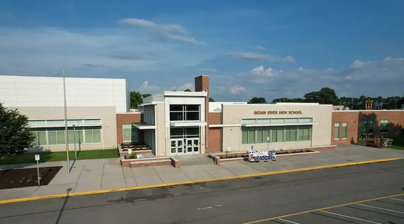Indian River HS
