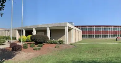 Warwick HS