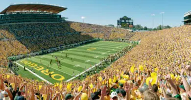 Autzen Stadium full for an Oregon football game in Eugene, OR