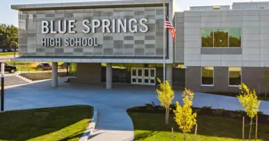 Blue Springs HS