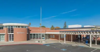 De La Salle HS