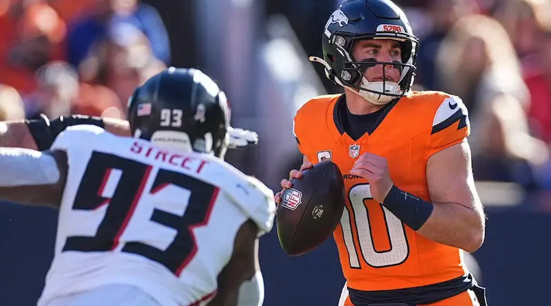 Falcons Broncos Football