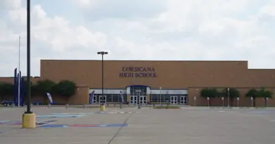 Corsicana_September_2017_41_(Corsicana_High_School)