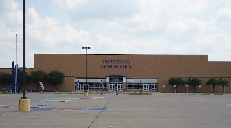 Corsicana_September_2017_41_(Corsicana_High_School)