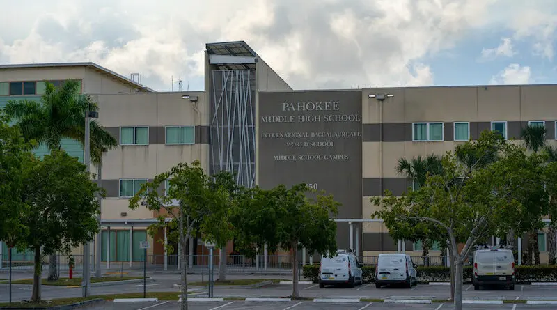 Pahokee HS