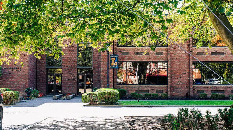 Linsly School