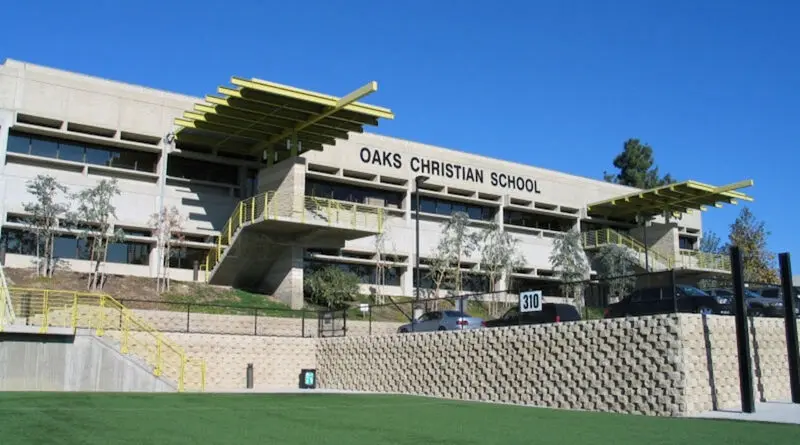 Oaks-Christian-School-Exterior