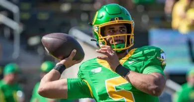 Oregon QB Dante Moore