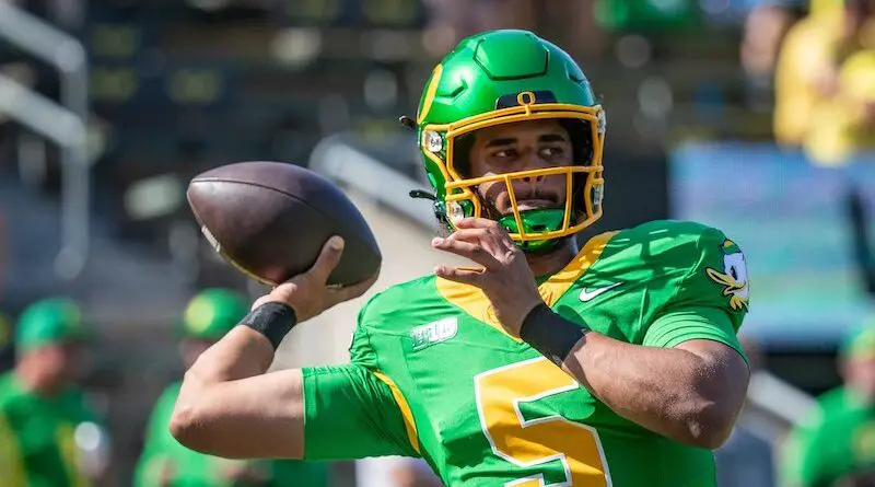 Oregon QB Dante Moore