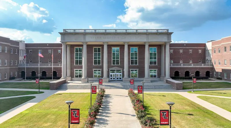 Robert E. Lee HS 2