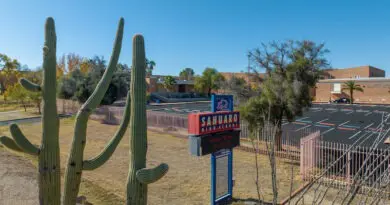 Sahuaro HS