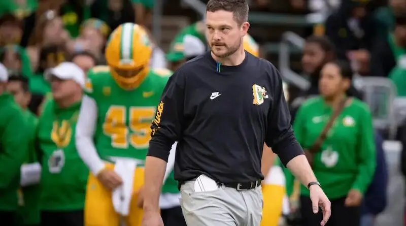 Oregon football head coach Dan Lanning