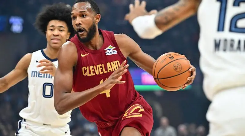 Former Trojan, Cavs PF Evan Mobley had 25 pts, 13 rebounds and 8 assists vs the Grizzlies
